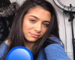 Her favorite color is blue, and the diva is often seen wearing blue.